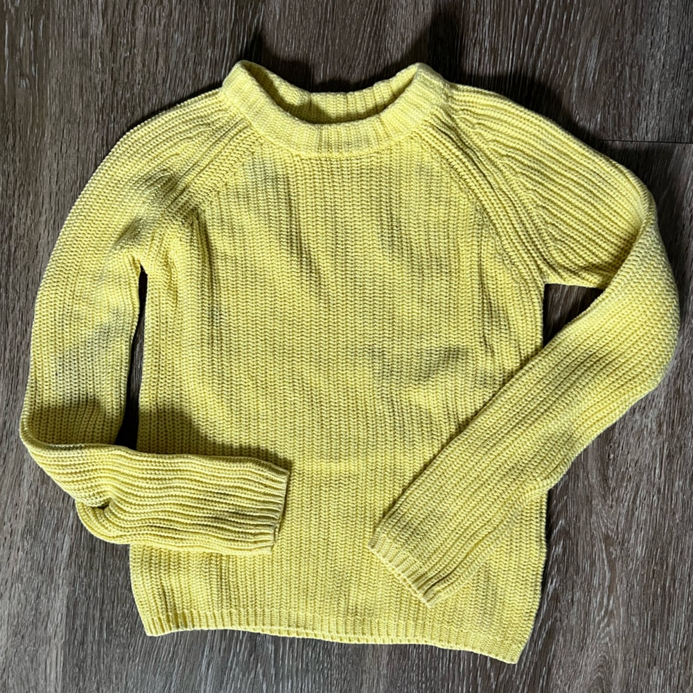 525 American size xsmall sweater